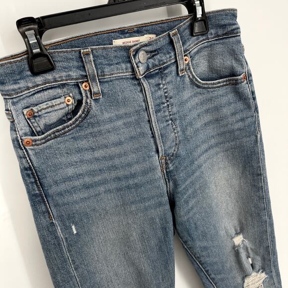 Levi's Premium Wedgie Skinny Jeans Sz 26 Button Fly High Rise Faded Distressed - Picture 2 of 12